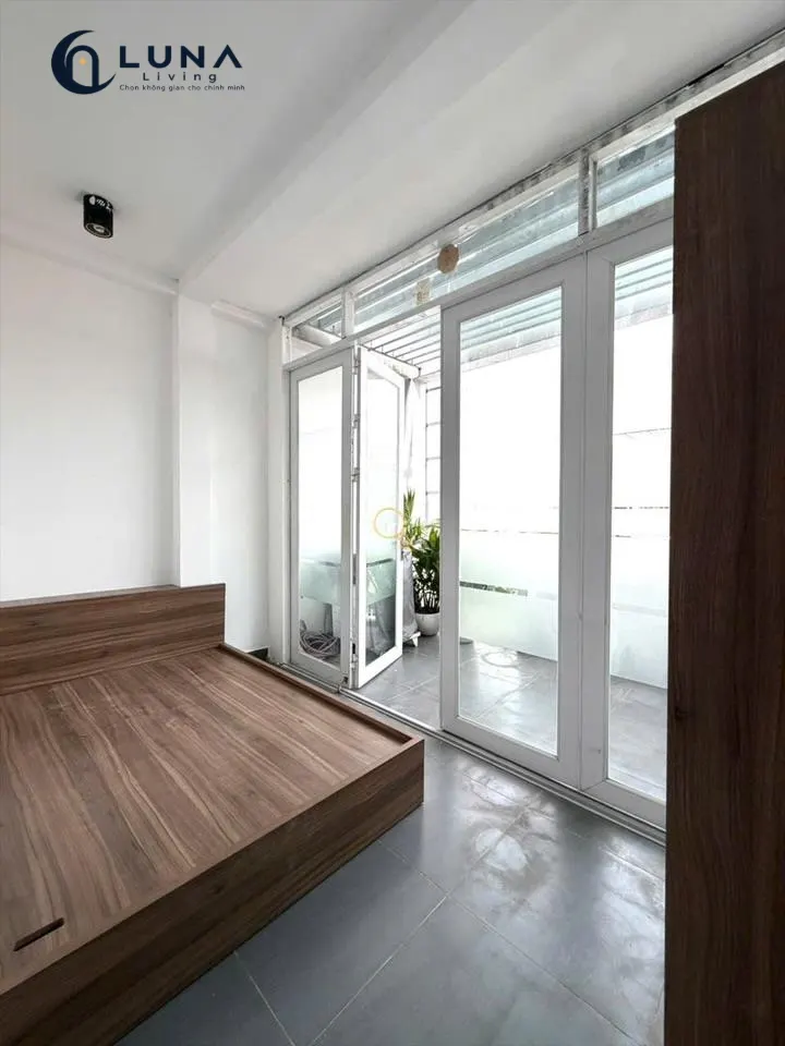 CĂN HỘ DỊCH VỤ FULL NỘI THẤT CÓ BAN CÔNG
