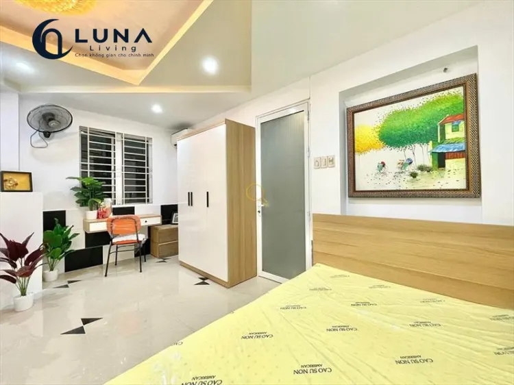 CĂN HỘ DỊCH VỤ FULL NỘI THẤT MÁY GIẶT RIÊNG CÓ CỬA SỔ