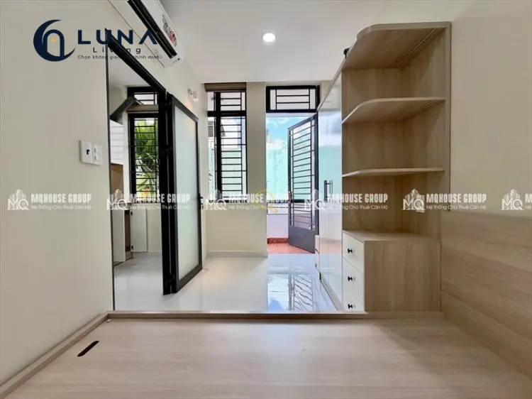 PHÒNG FULL NỘI THẤT MÁY GIẶT RIÊNG CÓ BAN CÔNG