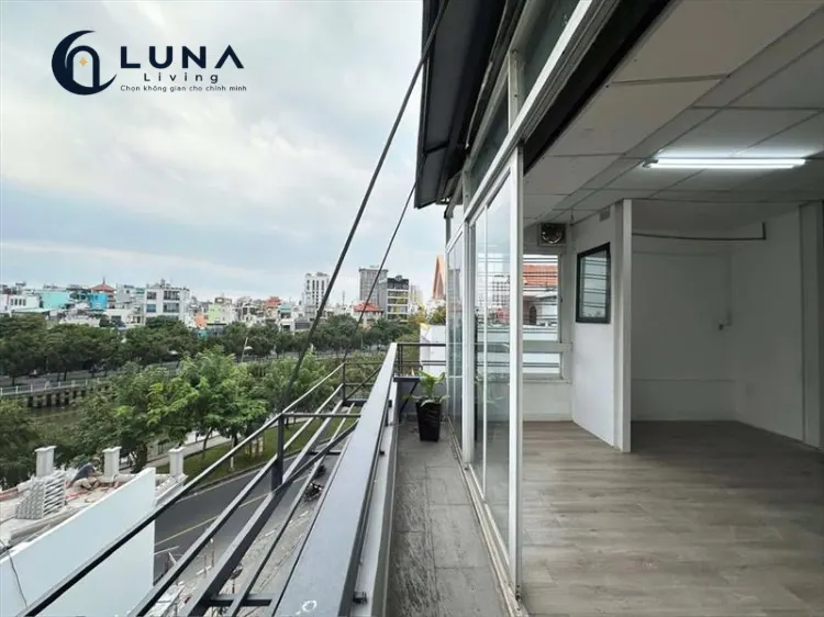 PHÒNG FULL NỘI THẤT CÓ BAN CÔNG