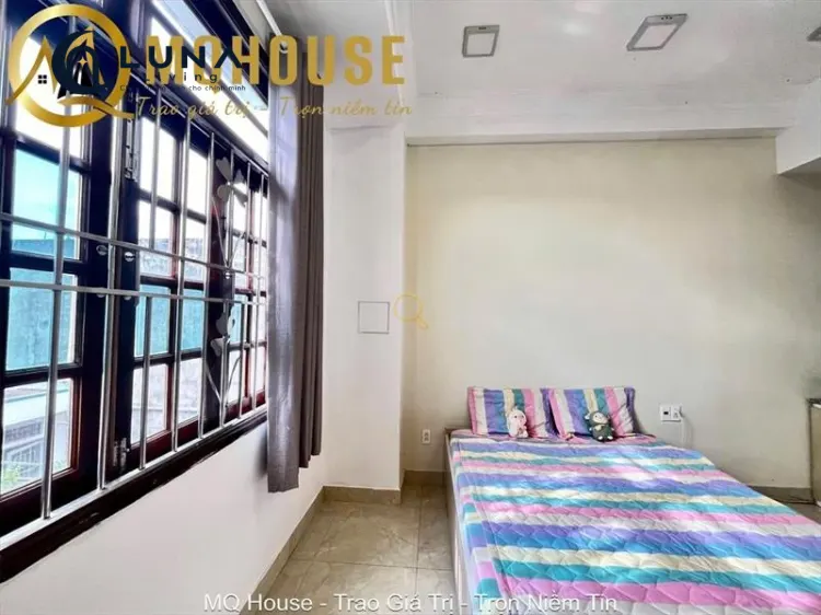 PHÒNG FULL NỘI THẤT CÓ CỬA SỔ
