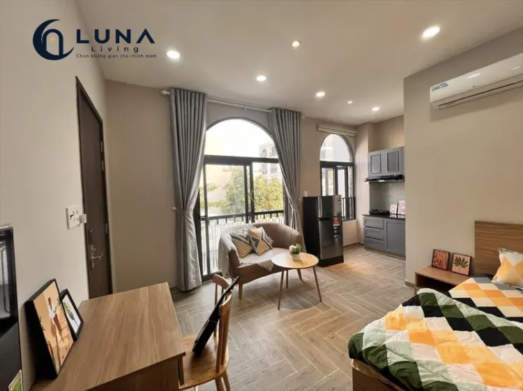 PHÒNG FULL NỘI THẤT CÓ CỬA SỔ