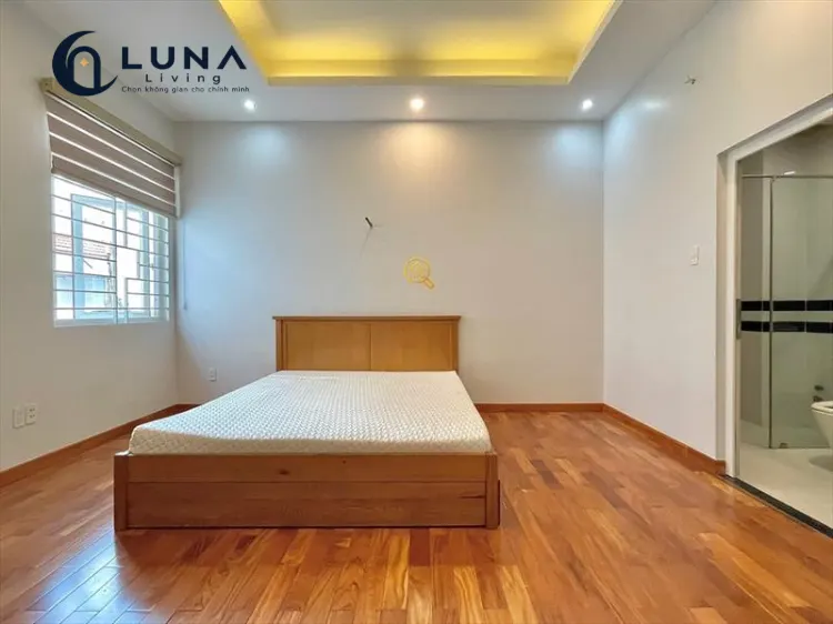 CĂN HỘ DỊCH VỤ FULL NỘI THẤT CÓ CỬA SỔ