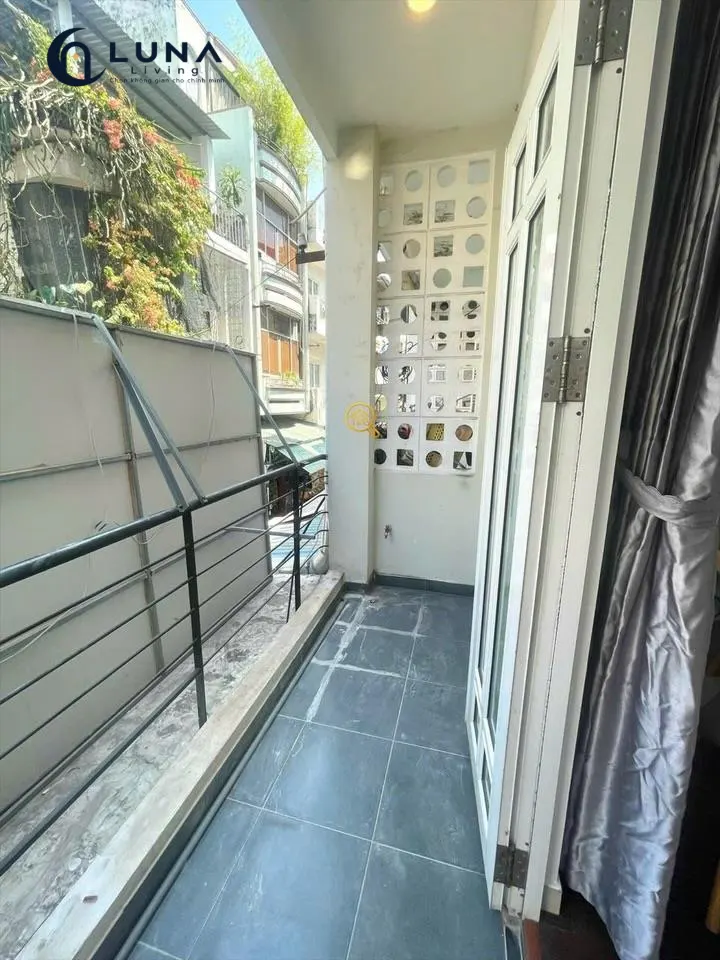 CĂN HỘ DỊCH VỤ FULL NỘI THẤT MÁY GIẶT RIÊNG CÓ BAN CÔNG