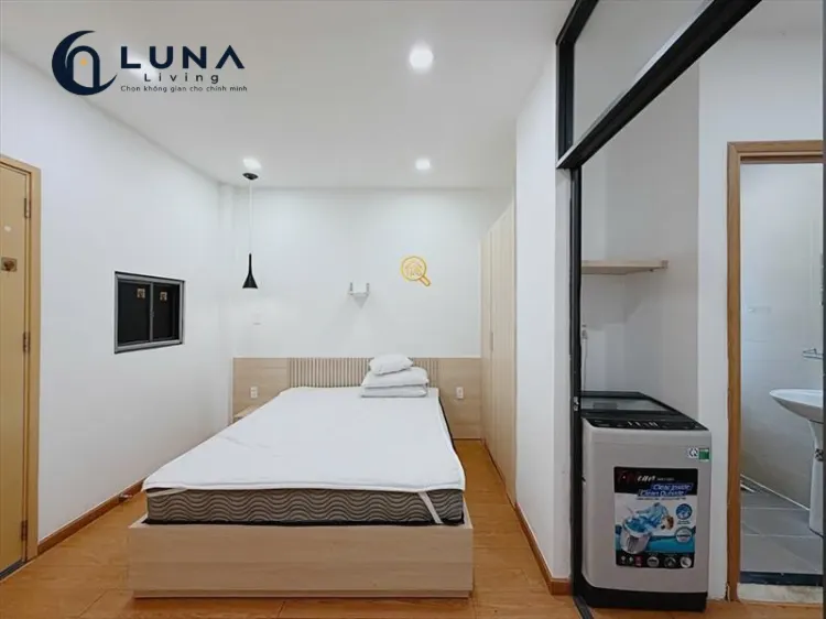 PHÒNG FULL NỘI THẤT MÁY GIẶT RIÊNG CÓ CỬA SỔ