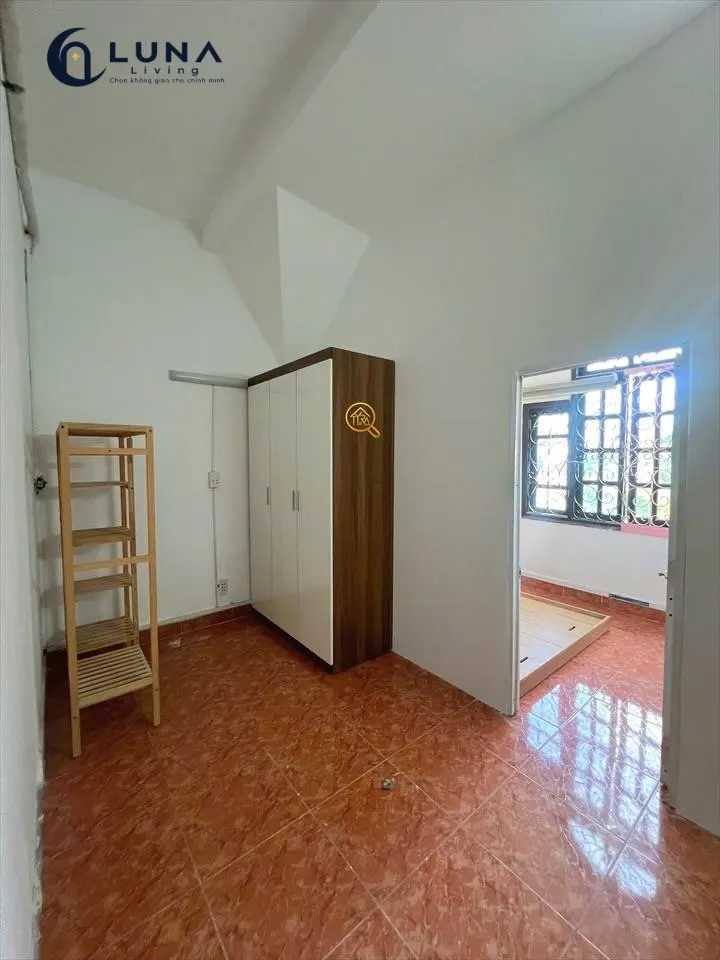 PHÒNG FULL NỘI THẤT CÓ CỬA SỔ
