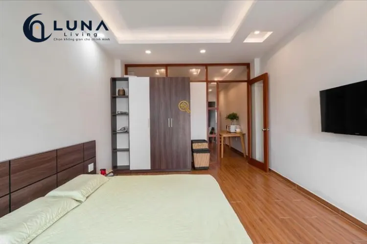 CĂN HỘ DỊCH VỤ FULL NỘI THẤT MÁY GIẶT RIÊNG CÓ BAN CÔNG