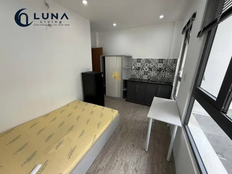 PHÒNG FULL NỘI THẤT CÓ CỬA SỔ