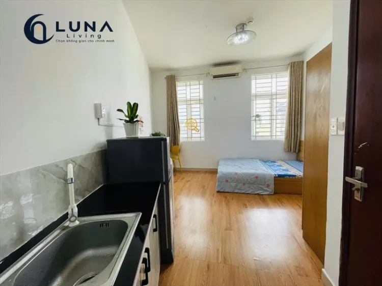 PHÒNG FULL NỘI THẤT CÓ CỬA SỔ