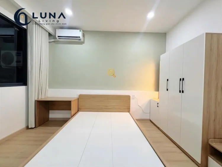 CĂN HỘ DỊCH VỤ FULL NỘI THẤT CÓ BAN CÔNG