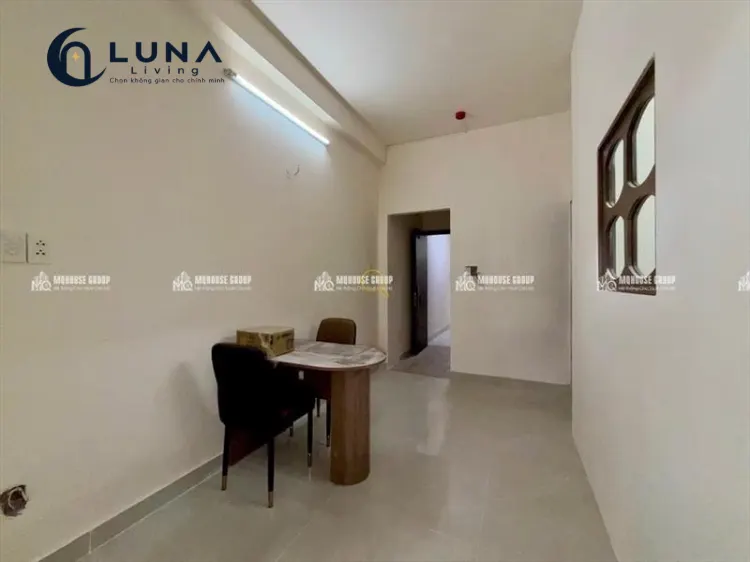CĂN HỘ DỊCH VỤ FULL NỘI THẤT MÁY GIẶT RIÊNG CÓ BAN CÔNG