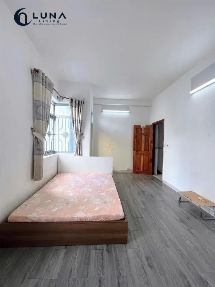 PHÒNG FULL NỘI THẤT CÓ BAN CÔNG