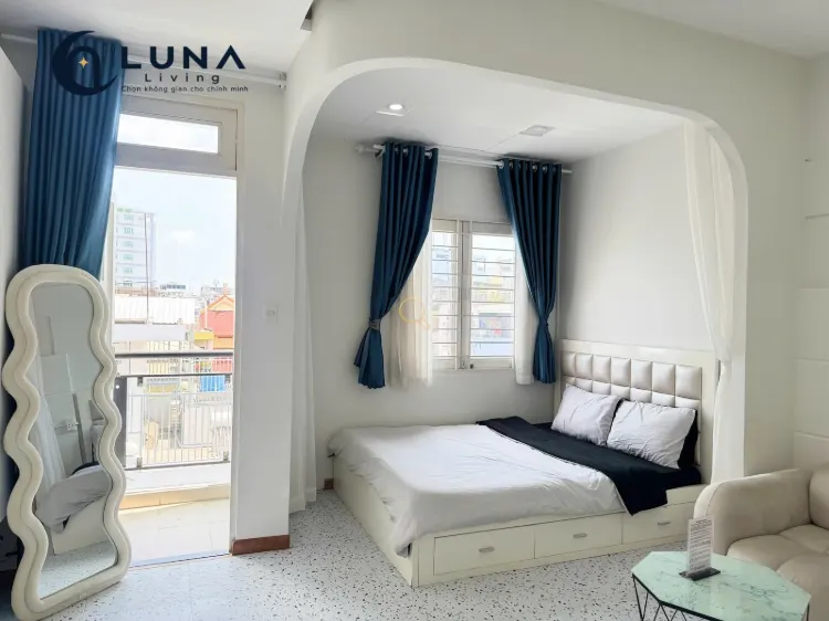 CĂN HỘ DỊCH VỤ FULL NỘI THẤT MÁY GIẶT RIÊNG CÓ BAN CÔNG