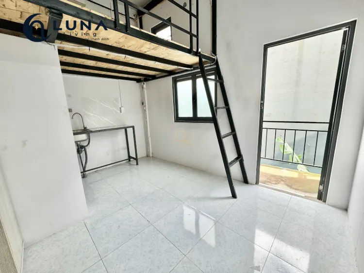 PHÒNG FULL NỘI THẤT CÓ BAN CÔNG