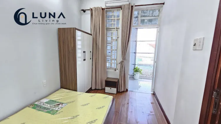 PHÒNG FULL NỘI THẤT CÓ BAN CÔNG