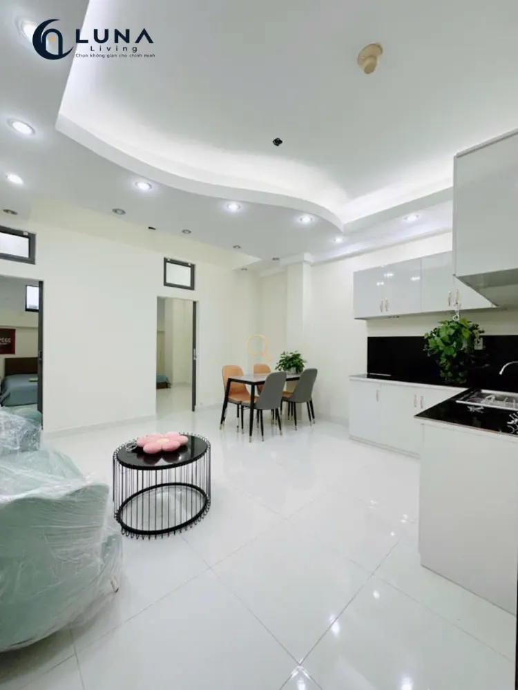 CĂN HỘ DỊCH VỤ FULL NỘI THẤT CÓ CỬA SỔ