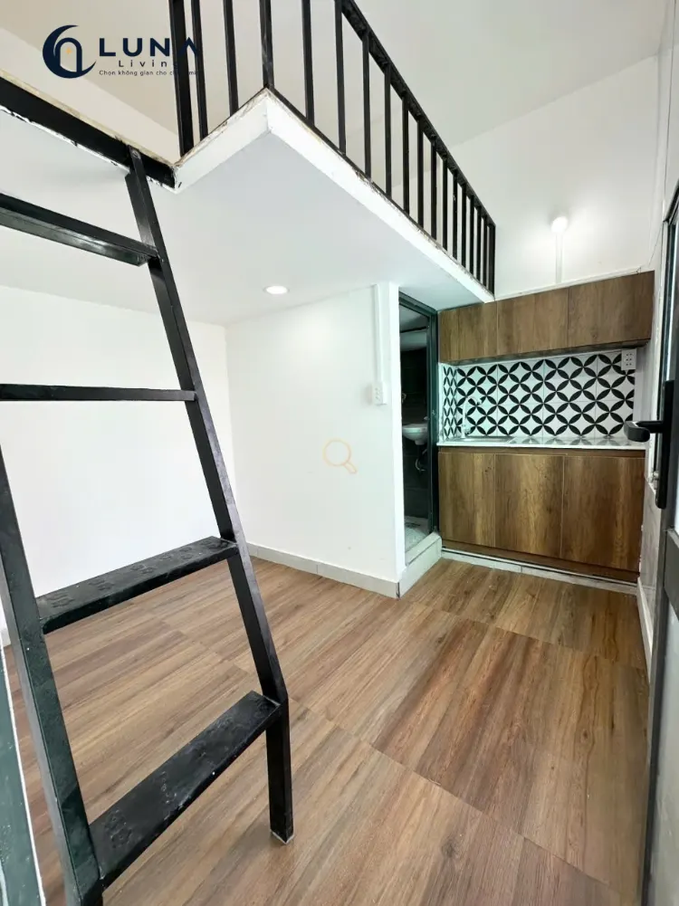 PHÒNG FULL NỘI THẤT CÓ CỬA SỔ