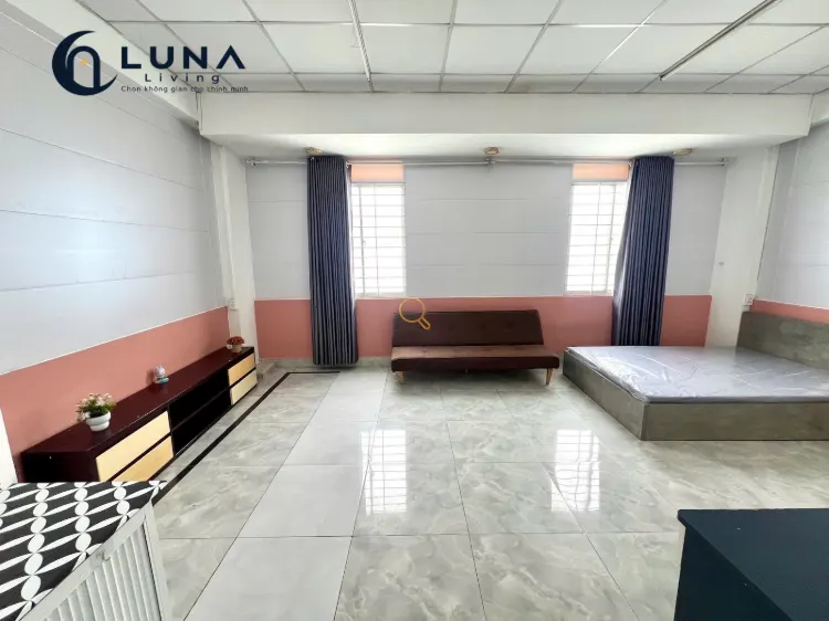 PHÒNG FULL NỘI THẤT CÓ CỬA SỔ