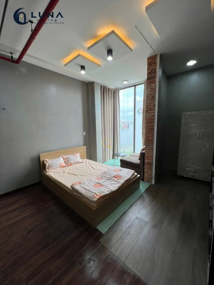 PHÒNG FULL NỘI THẤT CÓ BAN CÔNG
