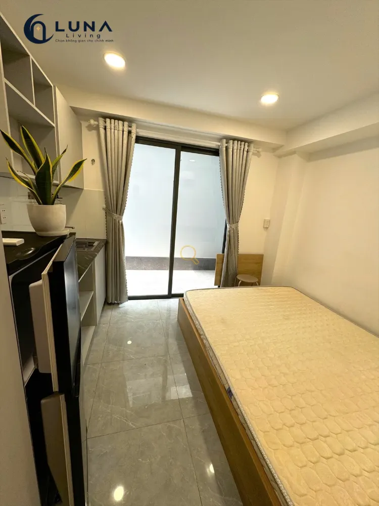 PHÒNG FULL NỘI THẤT CÓ BAN CÔNG