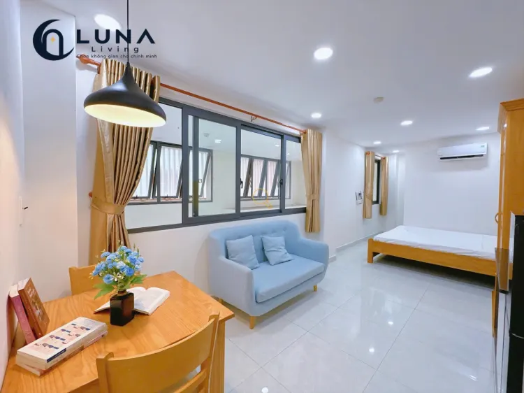 PHÒNG FULL NỘI THẤT CÓ CỬA SỔ