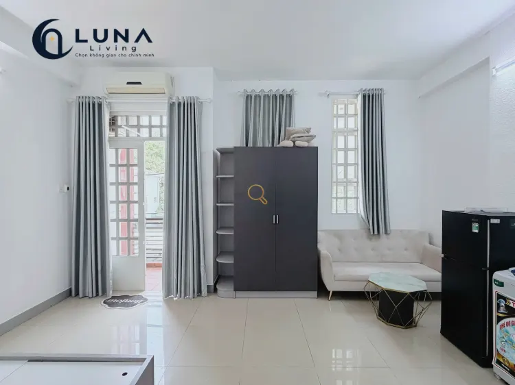 PHÒNG FULL NỘI THẤT MÁY GIẶT RIÊNG CÓ BAN CÔNG
