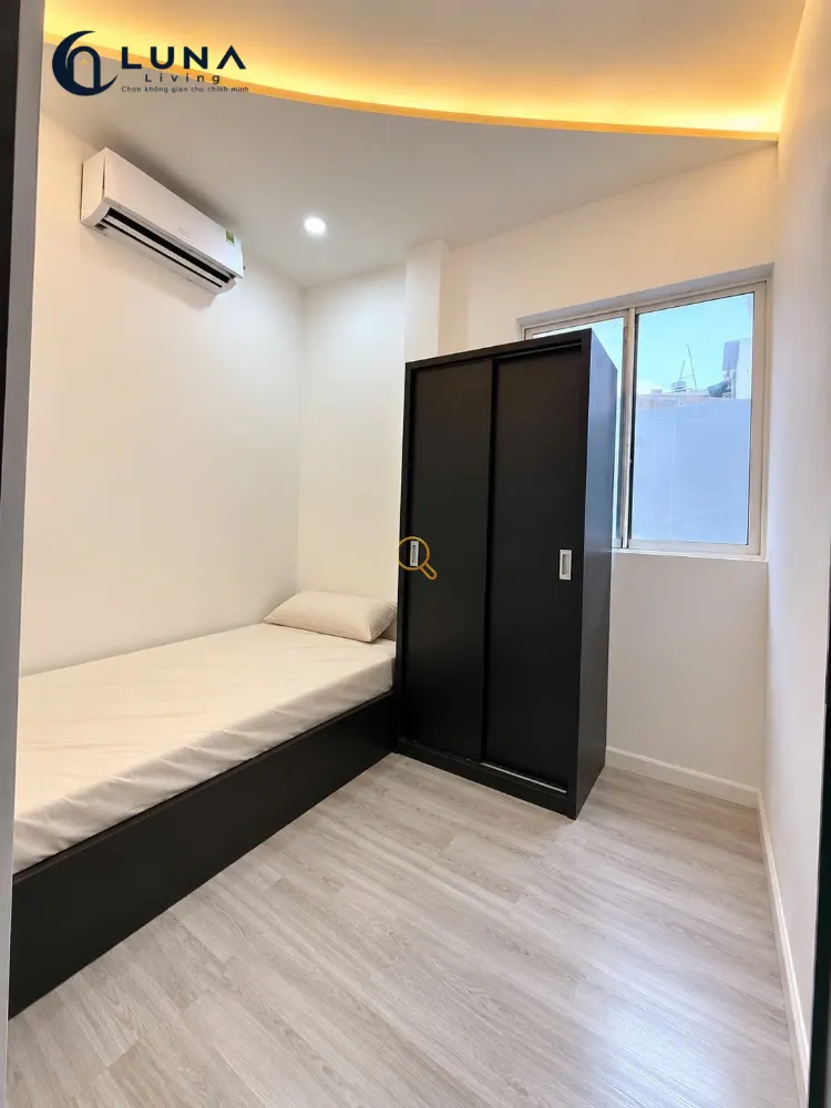PHÒNG FULL NỘI THẤT MÁY GIẶT RIÊNG CÓ CỬA SỔ