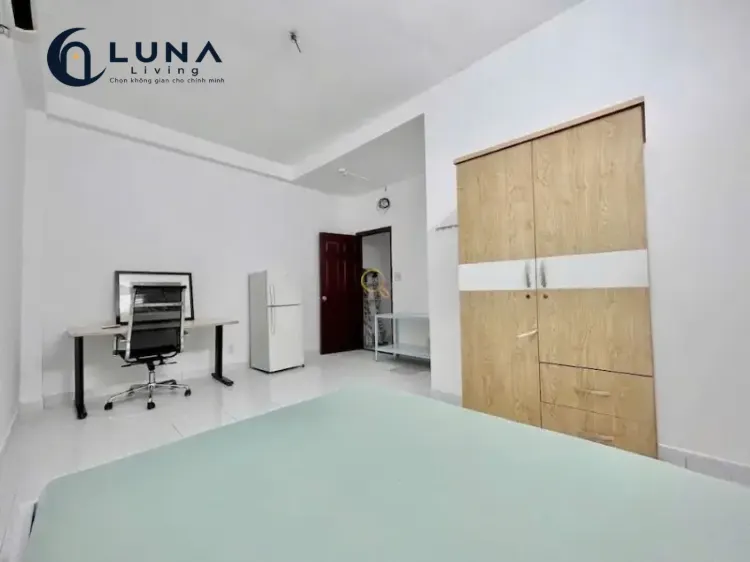 PHÒNG FULLY FURNISHED WITH WINDOW