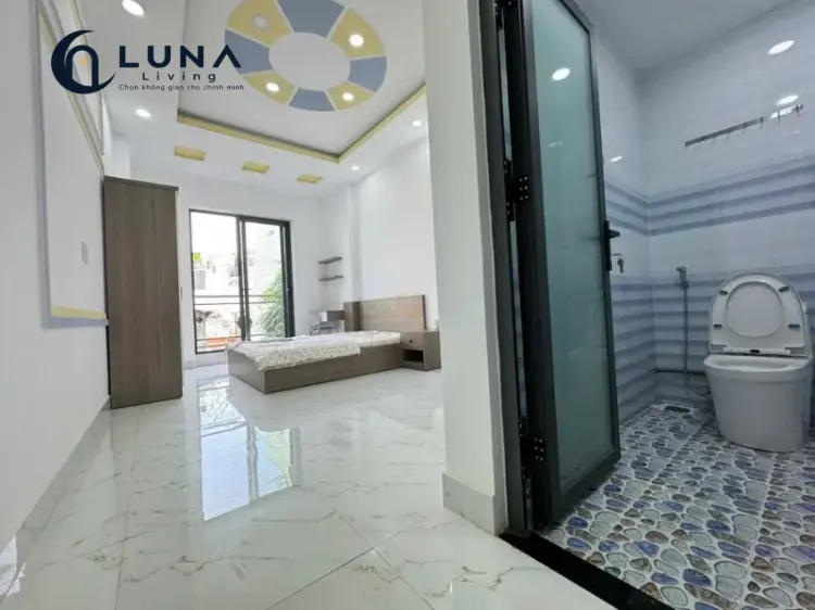 PHÒNG FULLY FURNISHED WITH BALCONY