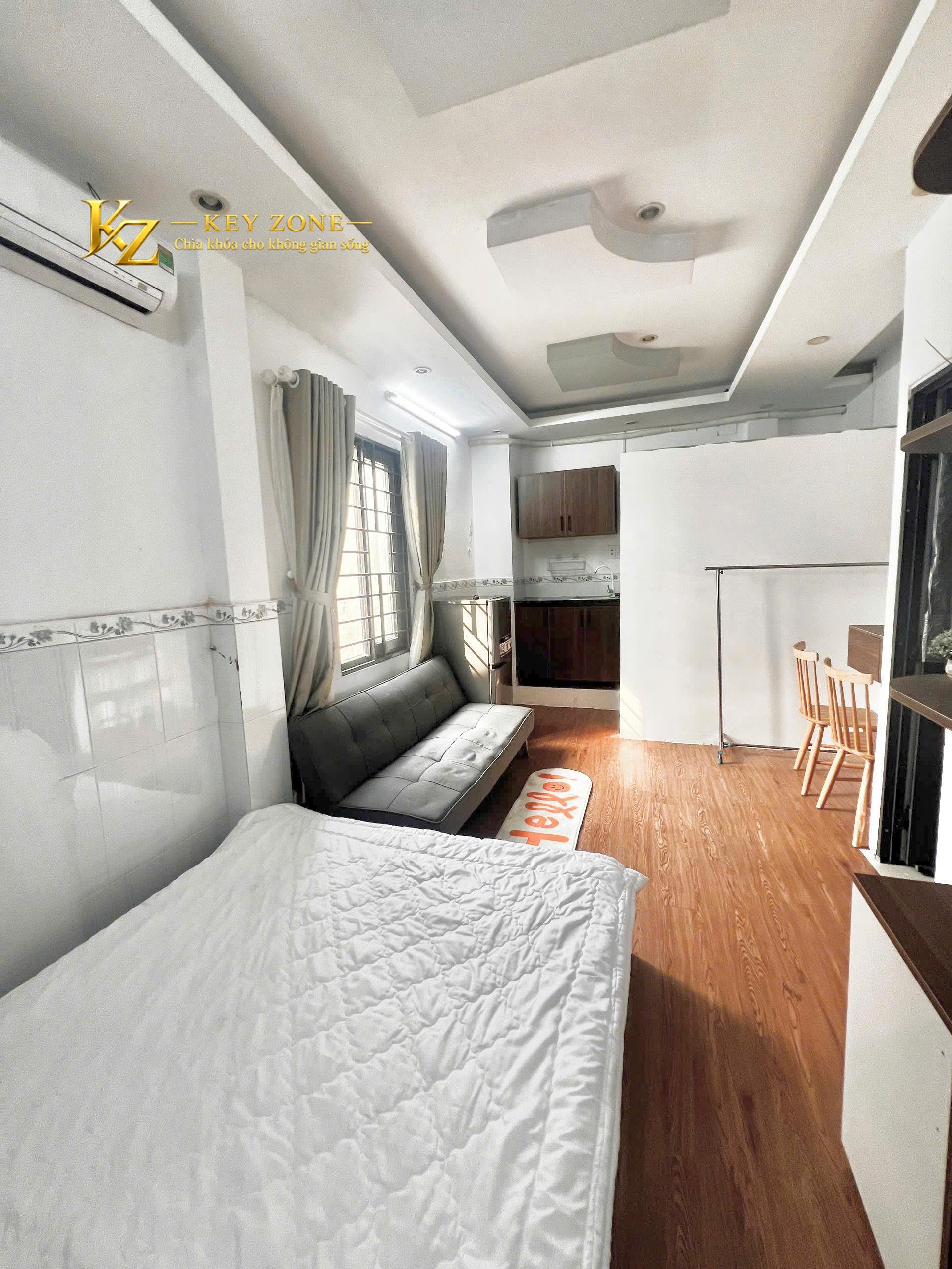 STUDIO CỬA SỔ TRỜI KẾ VHU VÀ HIU