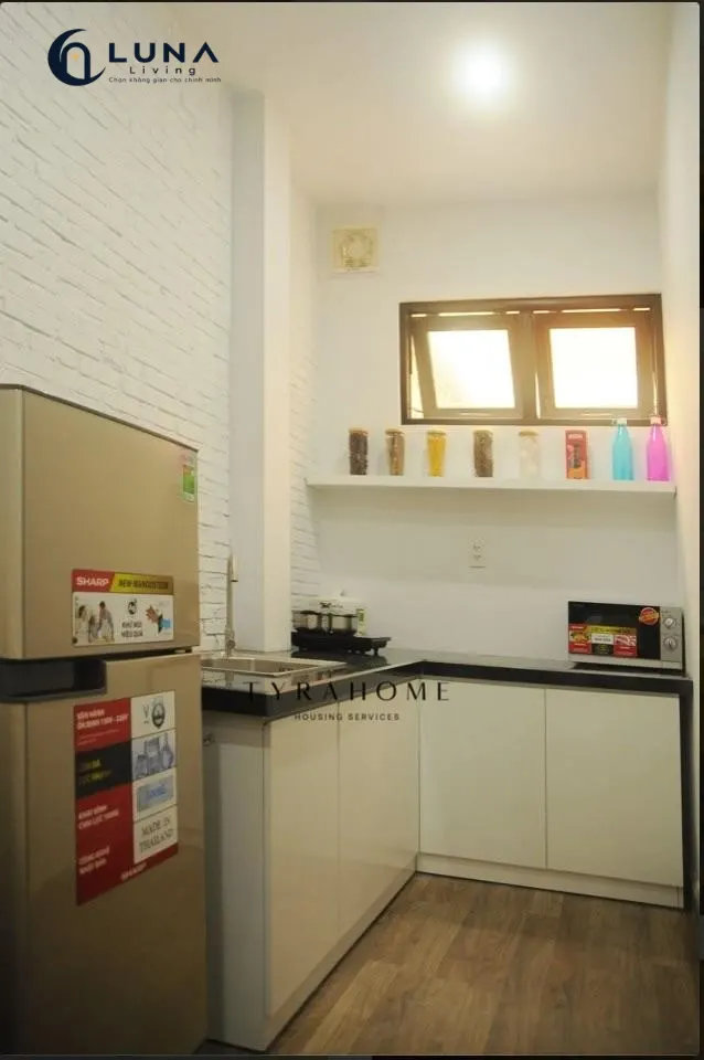 PHÒNG FULLY FURNISHED WITH WINDOW