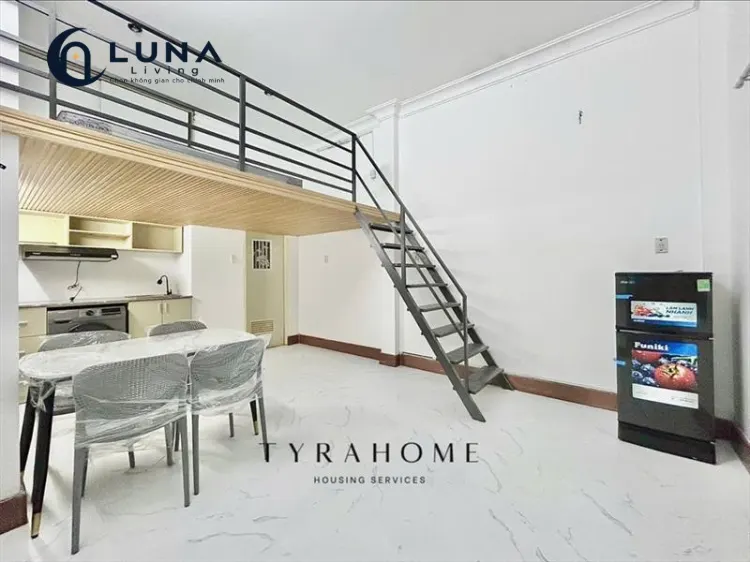 PHÒNG FULL NỘI THẤT MÁY GIẶT RIÊNG CÓ CỬA SỔ