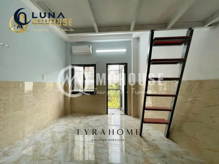 PHÒNG FULL NỘI THẤT CÓ CỬA SỔ