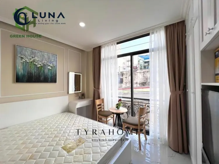 PHÒNG FULL NỘI THẤT MÁY GIẶT RIÊNG CÓ CỬA SỔ