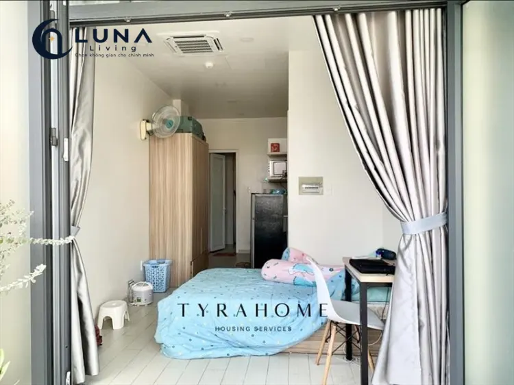 PHÒNG FULL NỘI THẤT CÓ BAN CÔNG