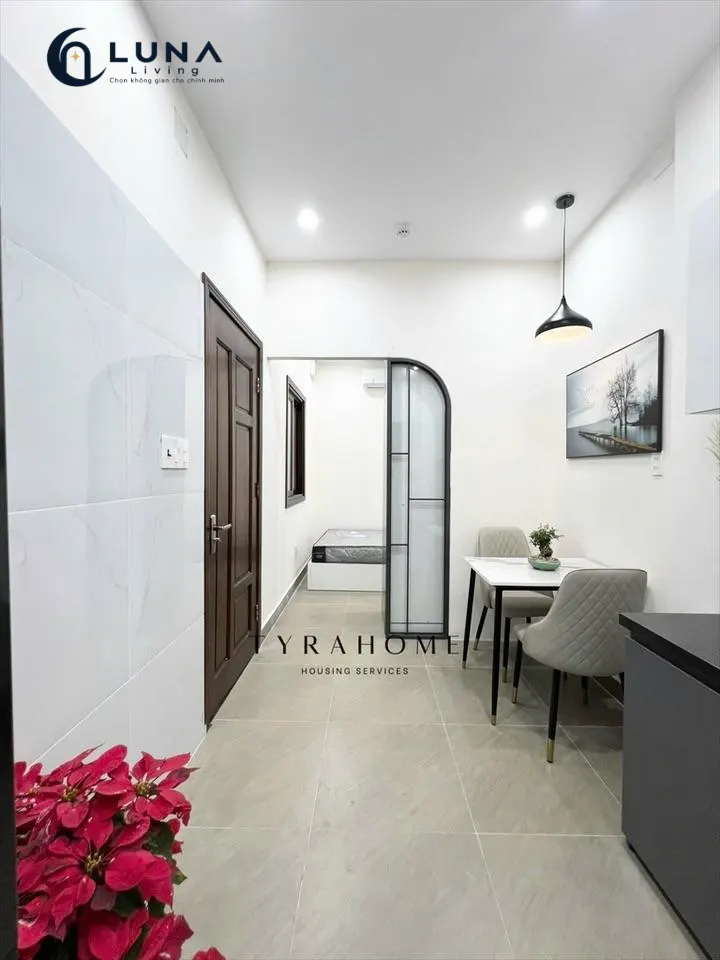 PHÒNG FULL NỘI THẤT MÁY GIẶT RIÊNG CÓ CỬA SỔ