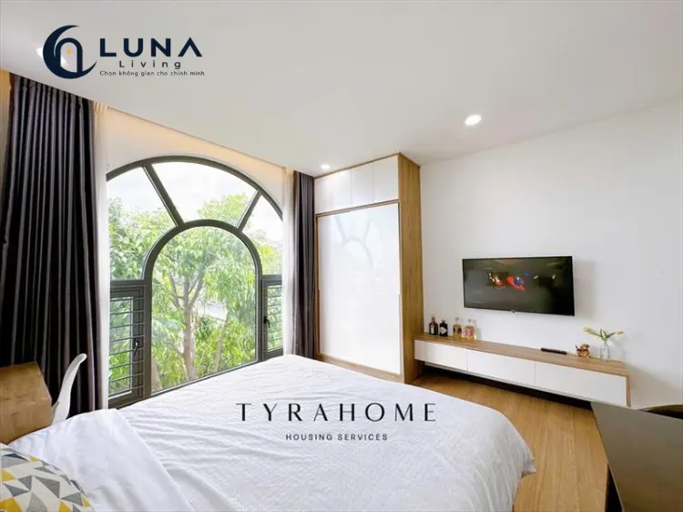 CĂN HỘ DỊCH VỤ FULL NỘI THẤT CÓ CỬA SỔ