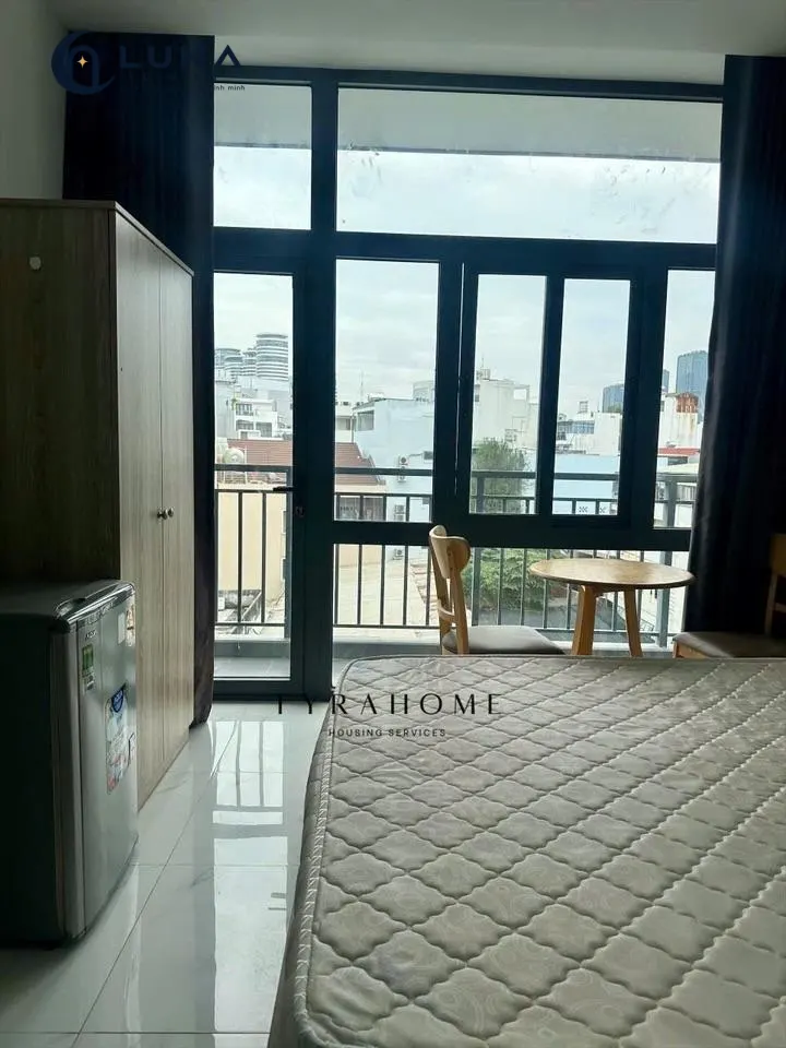 PHÒNG FULL NỘI THẤT CÓ BAN CÔNG