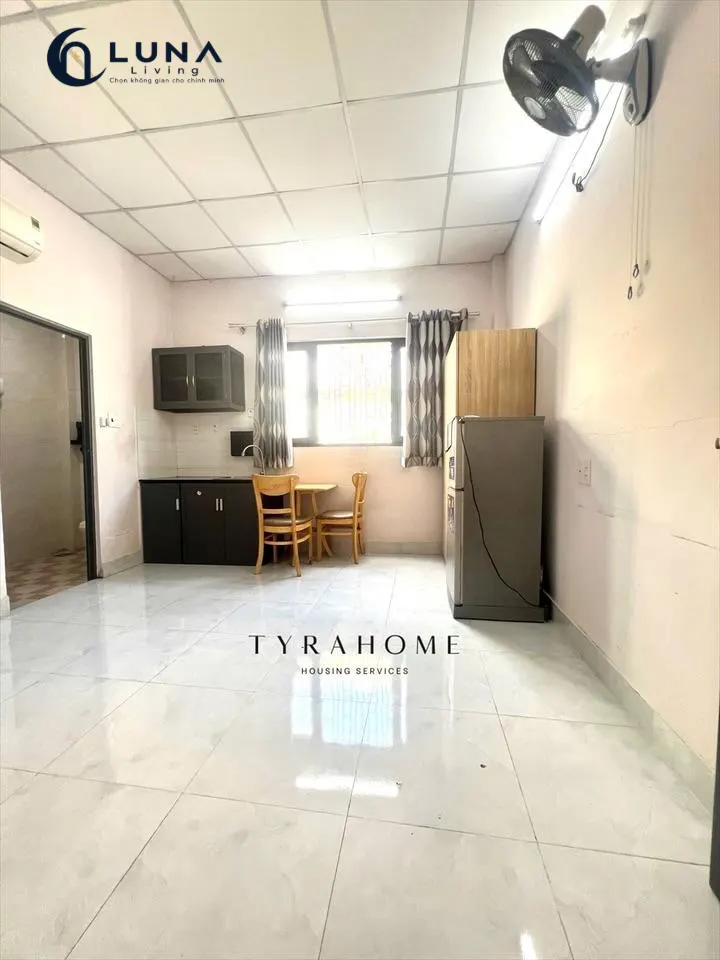 PHÒNG FULL NỘI THẤT CÓ CỬA SỔ