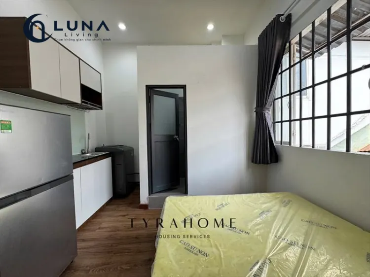 PHÒNG FULL NỘI THẤT CÓ CỬA SỔ