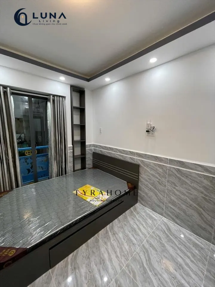 PHÒNG FULL NỘI THẤT CÓ BAN CÔNG