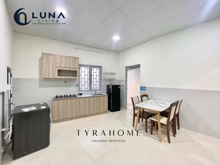 CĂN HỘ DỊCH VỤ FULL NỘI THẤT CÓ CỬA SỔ