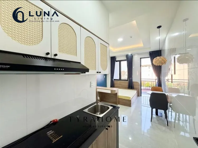 PHÒNG FULL NỘI THẤT CÓ BAN CÔNG