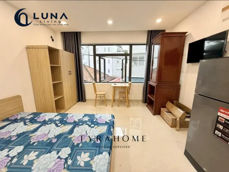 PHÒNG FULL NỘI THẤT MÁY GIẶT RIÊNG CÓ CỬA SỔ