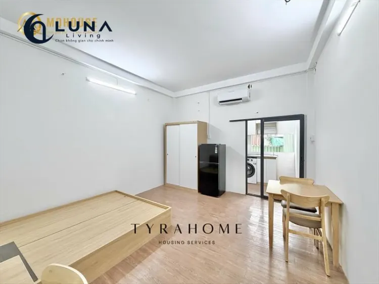 PHÒNG FULL NỘI THẤT CÓ CỬA SỔ