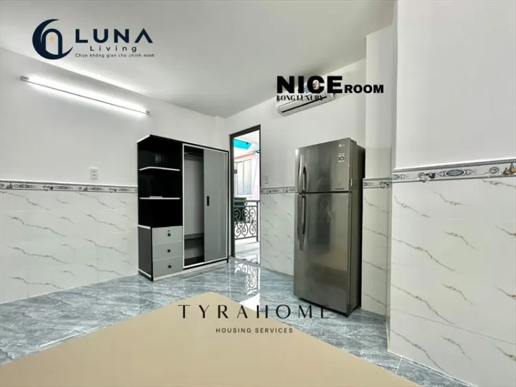 PHÒNG FULL NỘI THẤT CÓ CỬA SỔ