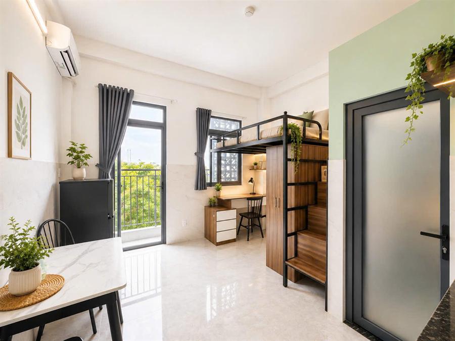 Duplex full nội thất có ban công