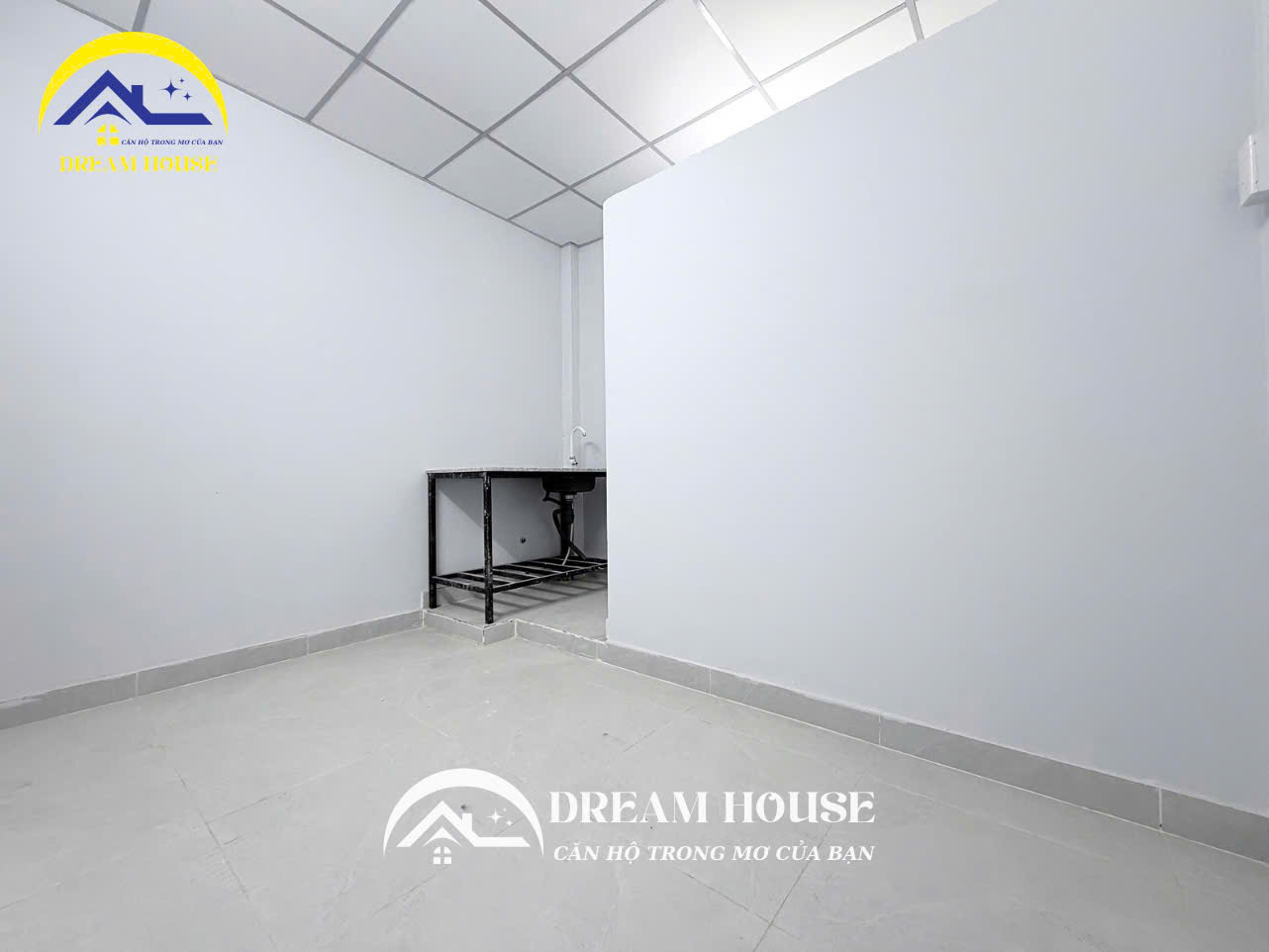 PHÒNG CƠ BẢN Ở 1 NGƯỜI MỚI XÂY NGAY VHU