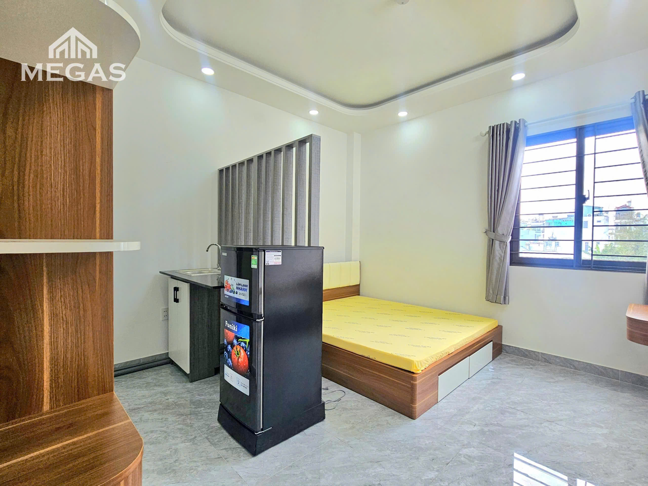 STUDIO TÁCH BẾP FULL NỘI THẤT GÀN ĐH VĂN HIẾN