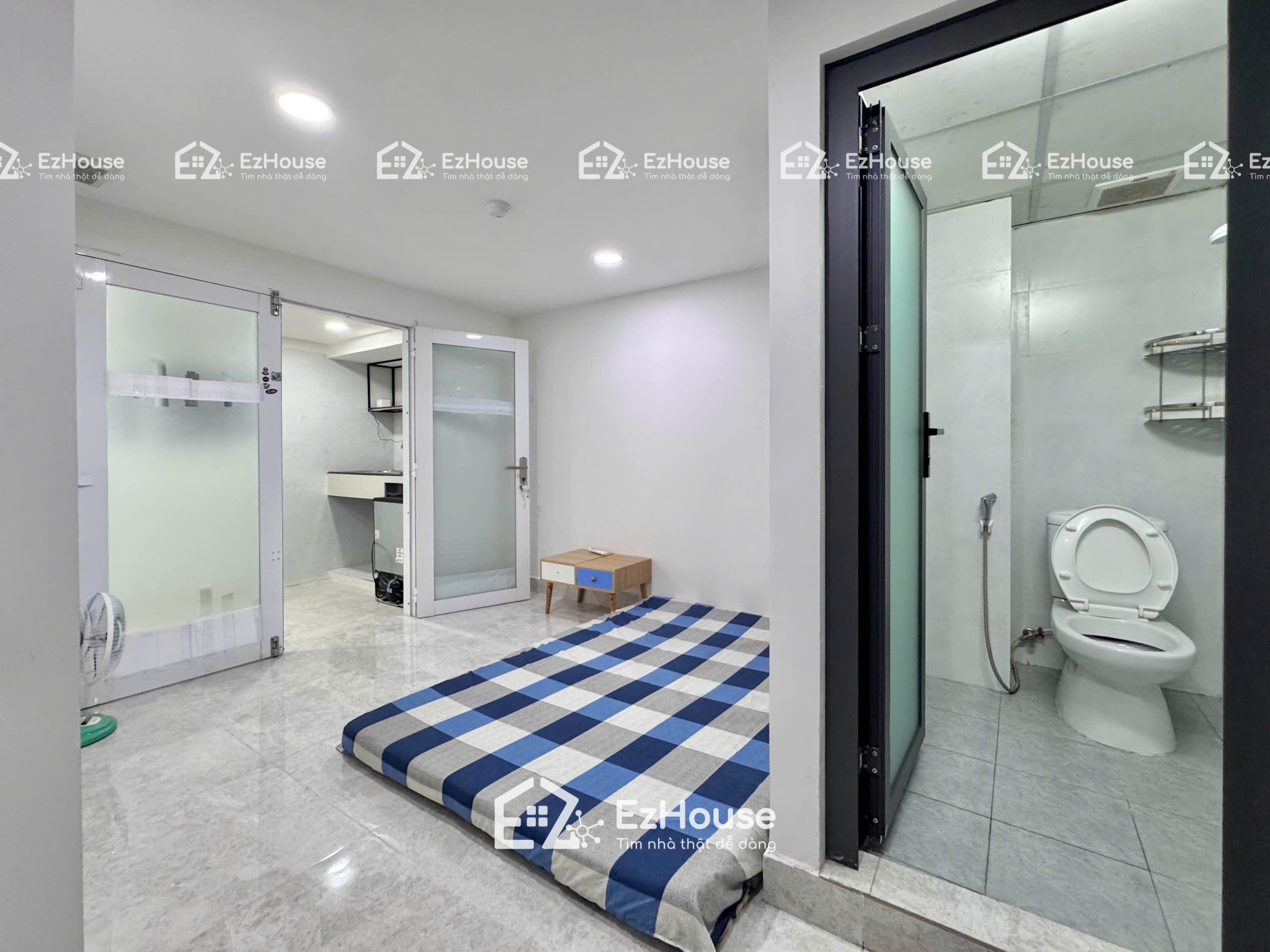 TÁCH BẾP SIÊU THOÁNG NGAY HUIT